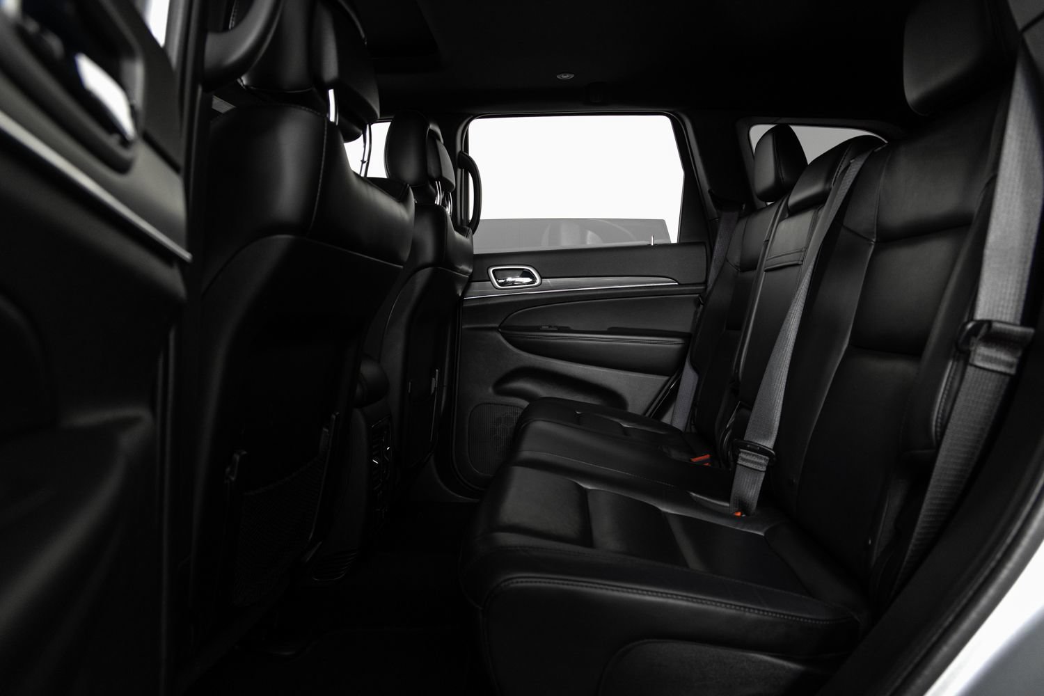 Used 2021 Jeep Grand Cherokee Limited AWD/4WD image 18