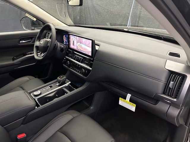 New 2026 Nissan Pathfinder SL w/ SL Premium Package AWD/4WD image 17