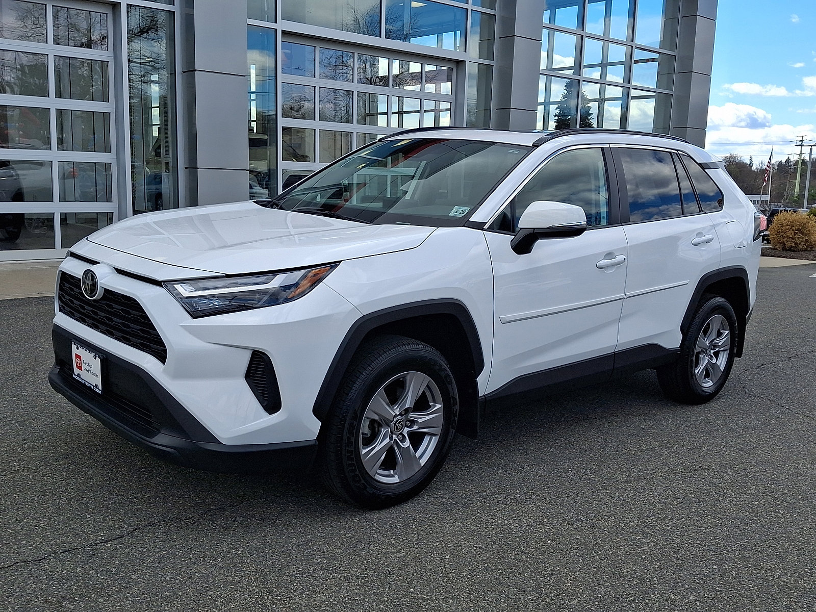 Certified 2023 Toyota RAV4 XLE w/ Convenience Package image 3