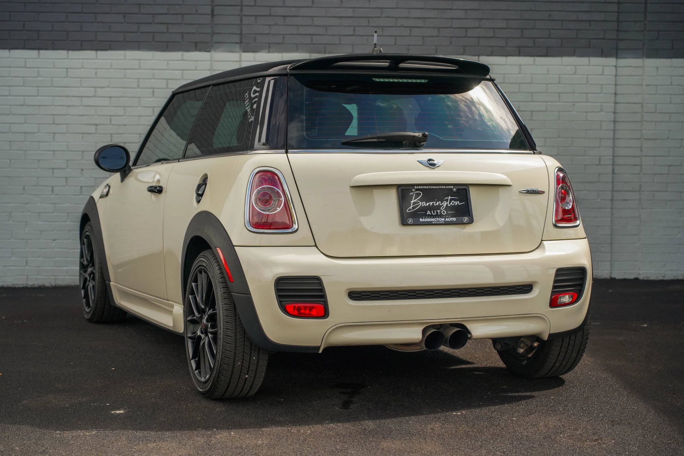 Used 2011 MINI Cooper John Cooper Works FWD image 7
