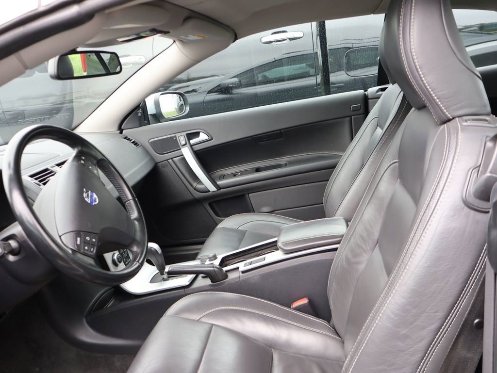 Used 2011 Volvo C70 T5 w/ Climate Pkg image 22