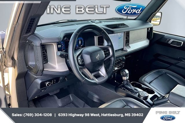 Used 2025 Ford Bronco Outer Banks image 12