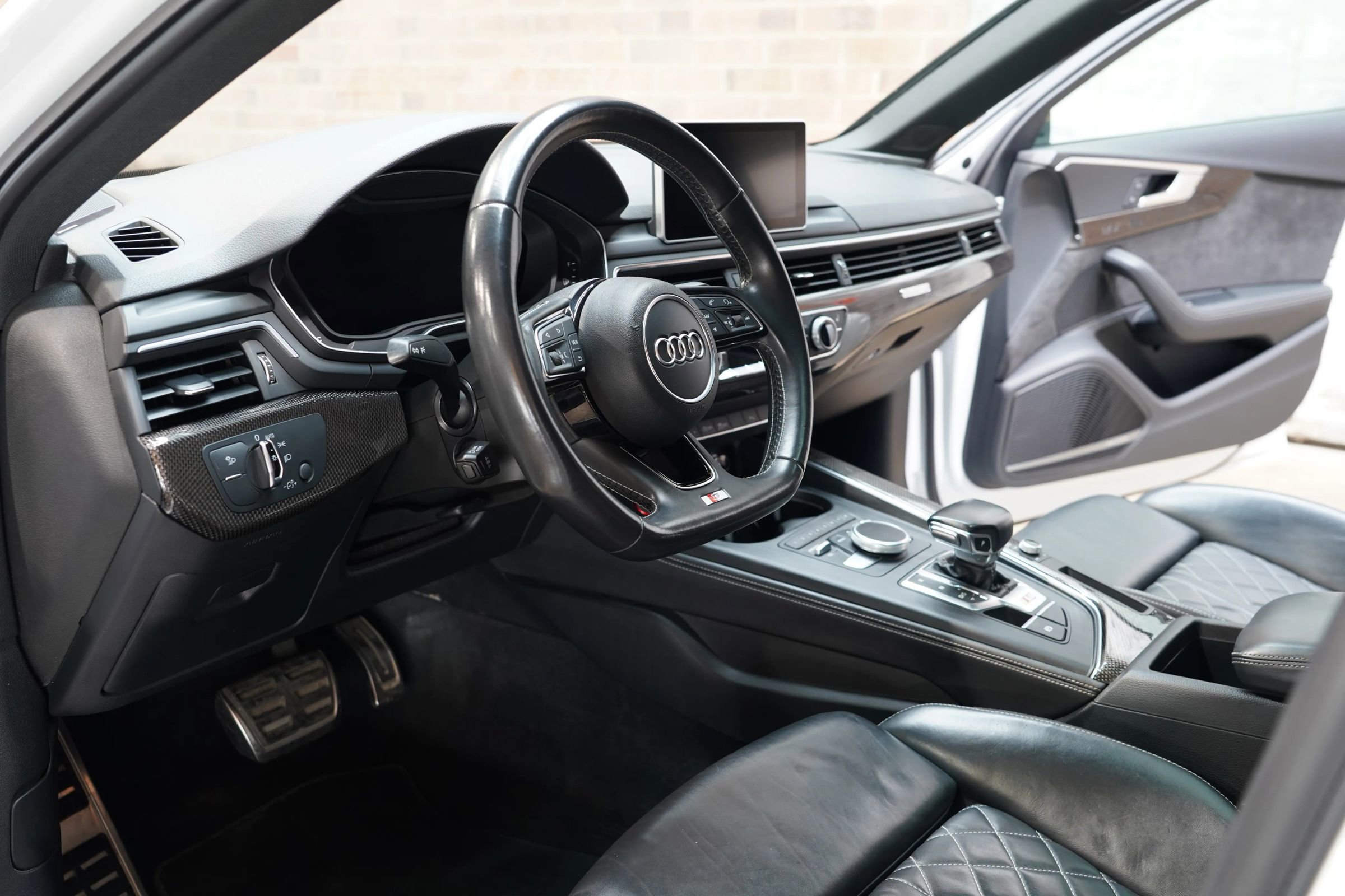 Used 2018 Audi S4 Premium Plus w/ Navigation Package image 36