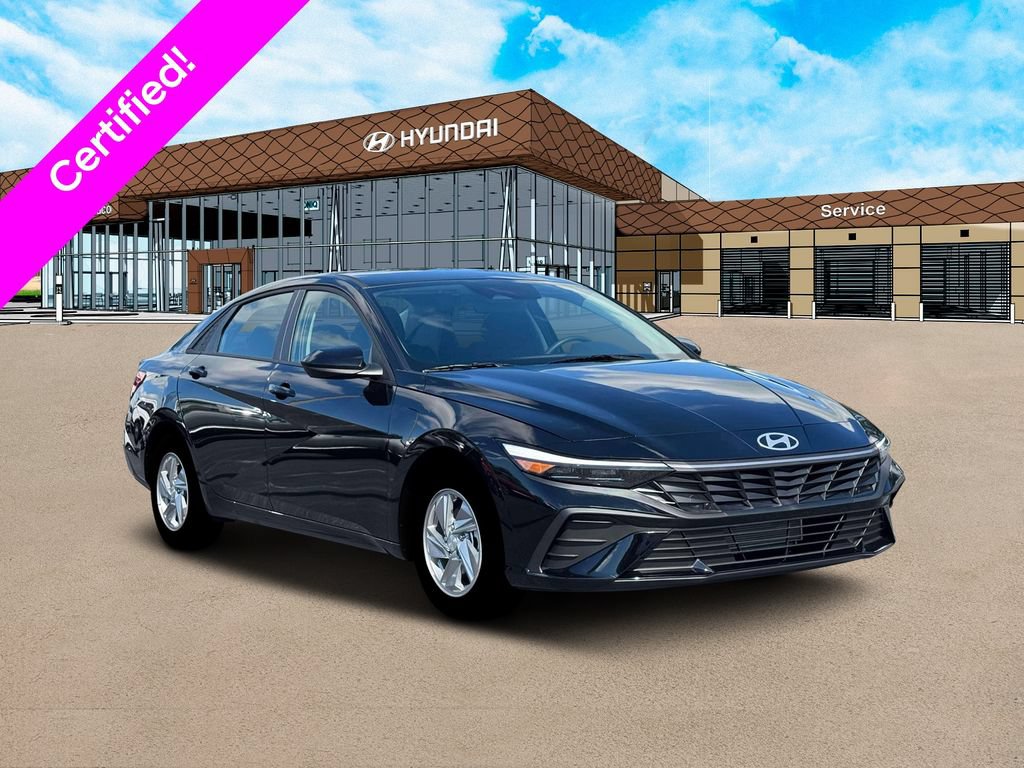 Used 2026 Hyundai Elantra SE FWD image 11