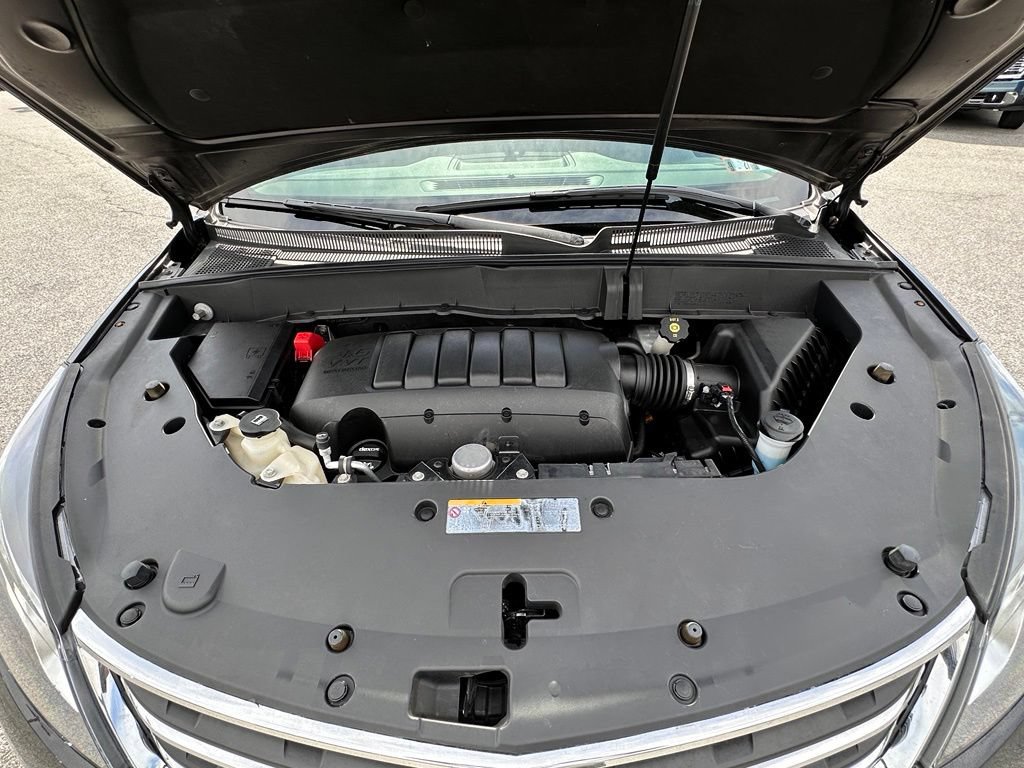 Used 2017 Chevrolet Traverse LT w/ Style and Technology Package AWD/4WD image 37