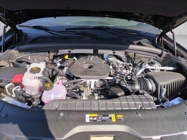 New 2026 Jeep Grand Cherokee Altitude image 13