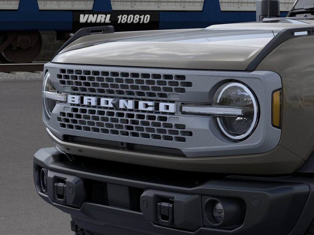 New 2026 Ford Bronco Badlands AWD/4WD image 19