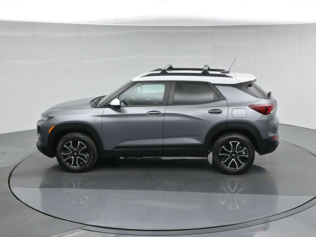 Used 2021 Chevrolet TrailBlazer ACTIV w/ Technology Package image 56