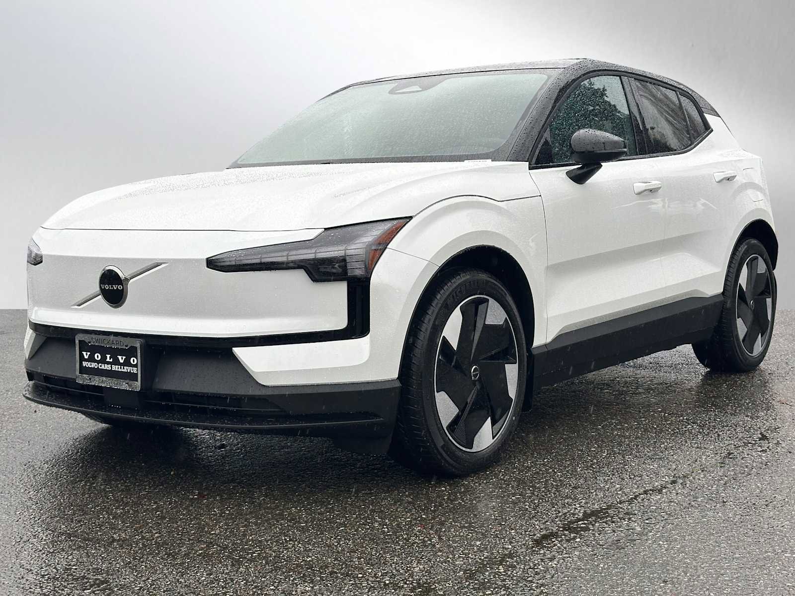New 2026 Volvo EX30 Plus w/ Protection Package Premier AWD/4WD image 7