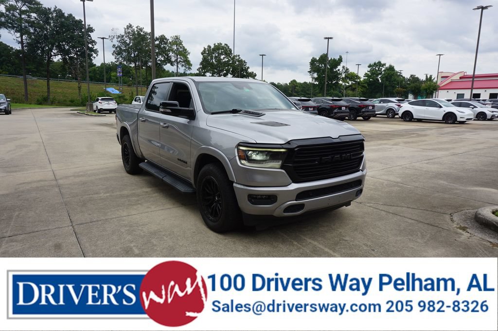 Used 2022 RAM 1500 Laramie AWD/4WD image 1