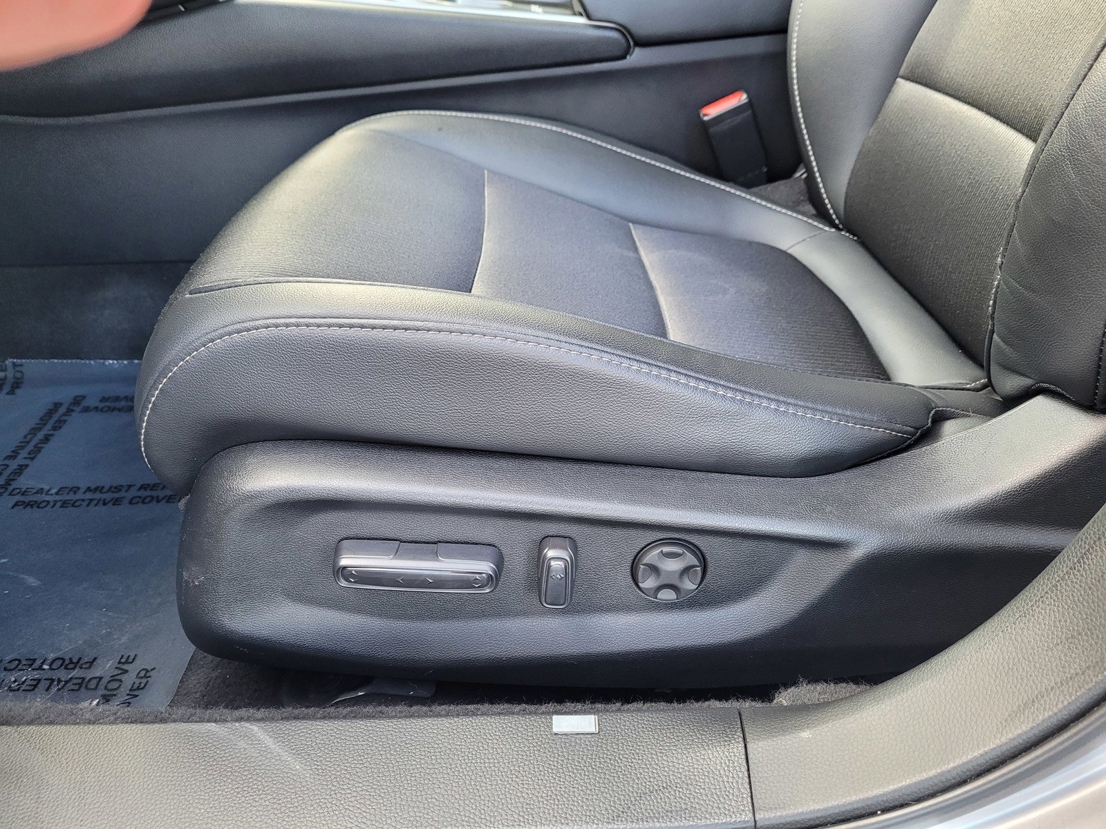 Used 2022 Honda Accord Sport image 12