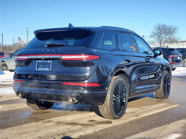 Certified 2024 Lincoln Corsair Reserve w/ Equipment Group 201A image 4