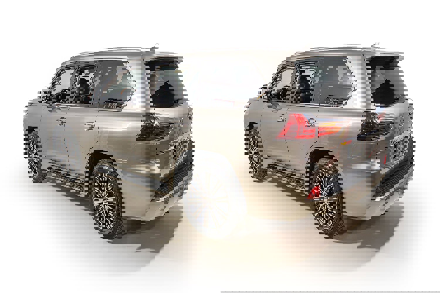 Used 2020 Lexus LX 570 4WD w/ Luxury Package image 4