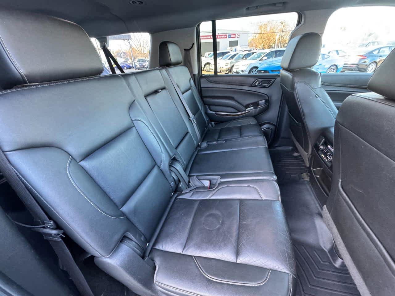 Used 2016 Chevrolet Suburban LT w/ Luxury Package AWD/4WD image 28