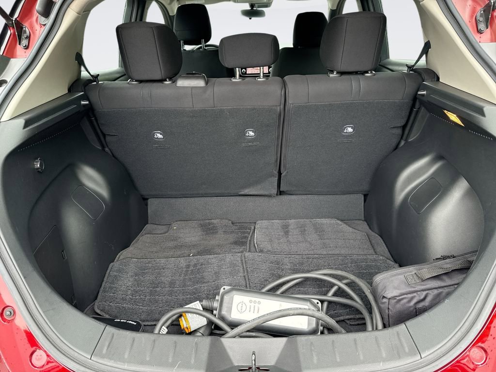 Used 2022 Nissan Leaf SV FWD image 20