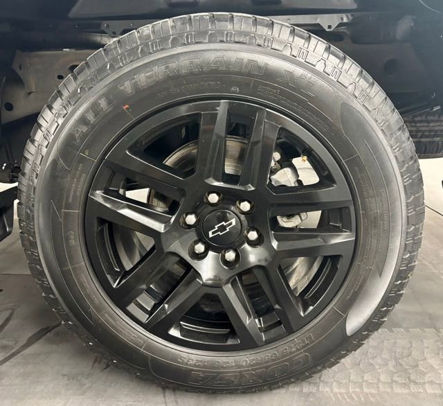 Used 2024 Chevrolet Silverado 1500 RST RWD image 12