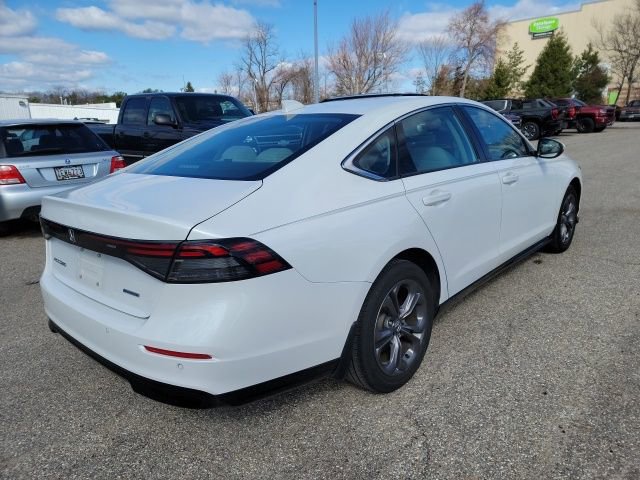 Used 2023 Honda Accord EX-L image 6