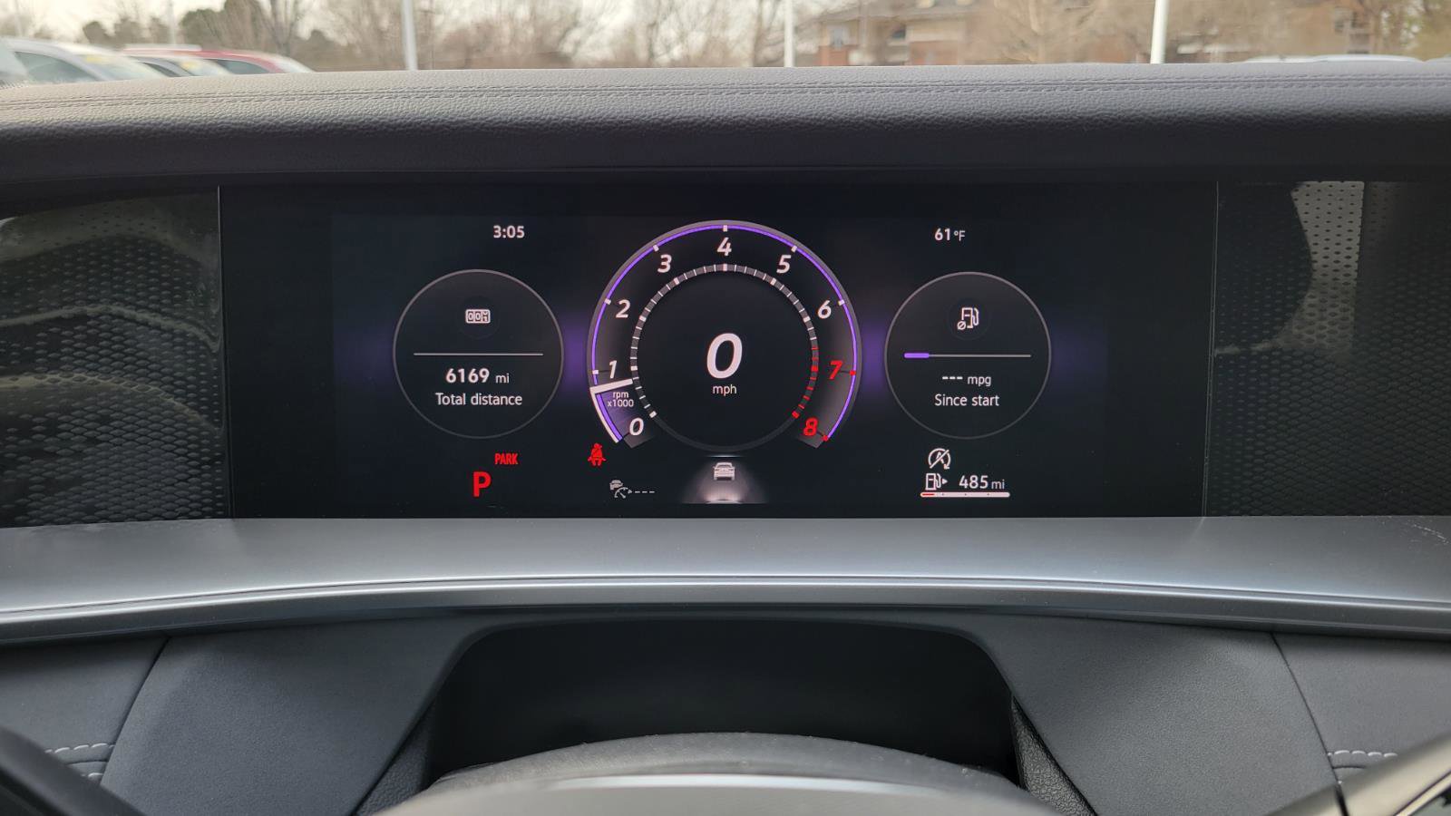 Used 2025 Volkswagen Tiguan SE image 25