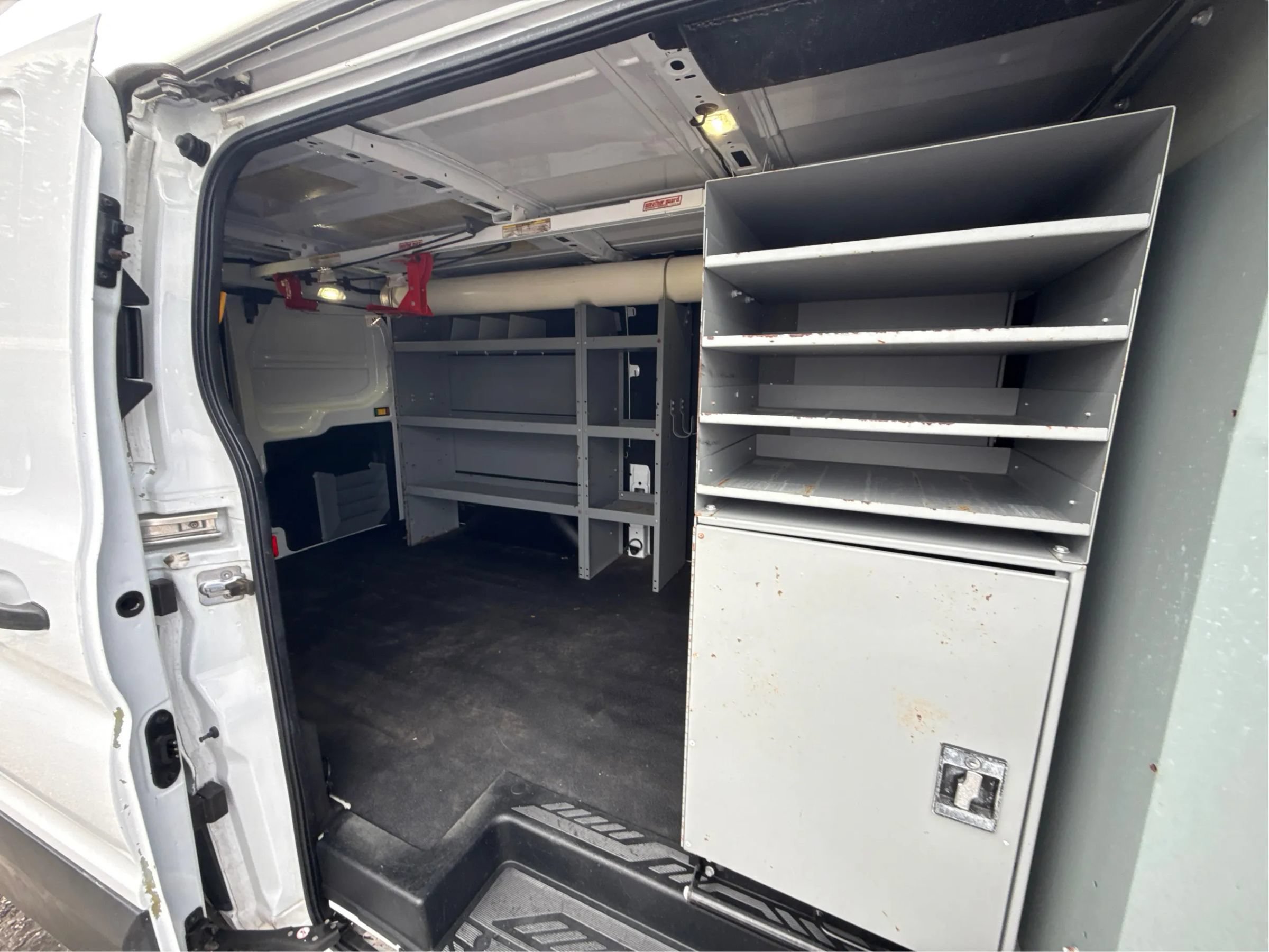Used 2017 Ford Transit 250 130 Low Roof RWD image 21