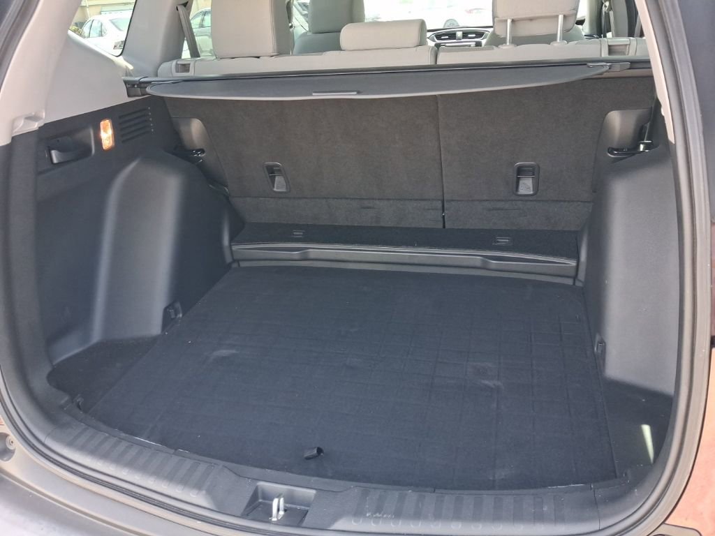 Used 2019 Honda CR-V LX image 9