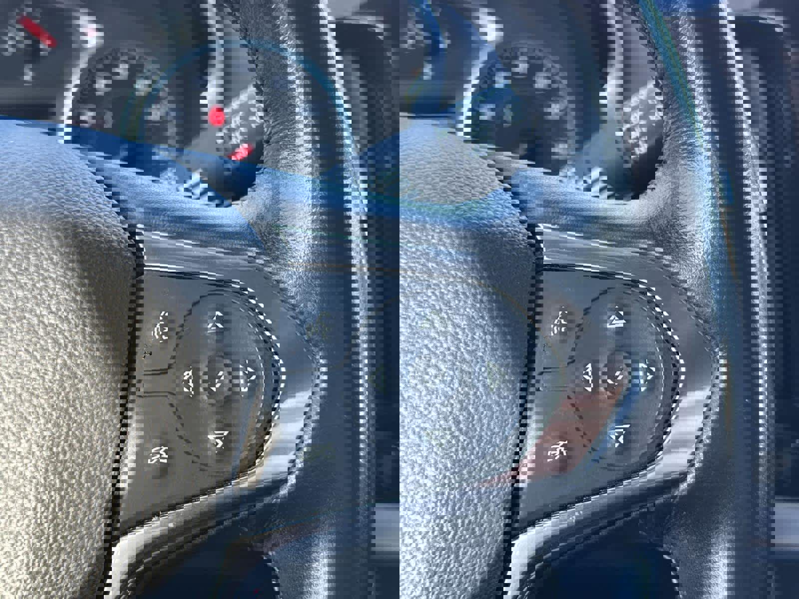 Used 2019 Chevrolet Traverse LT image 20