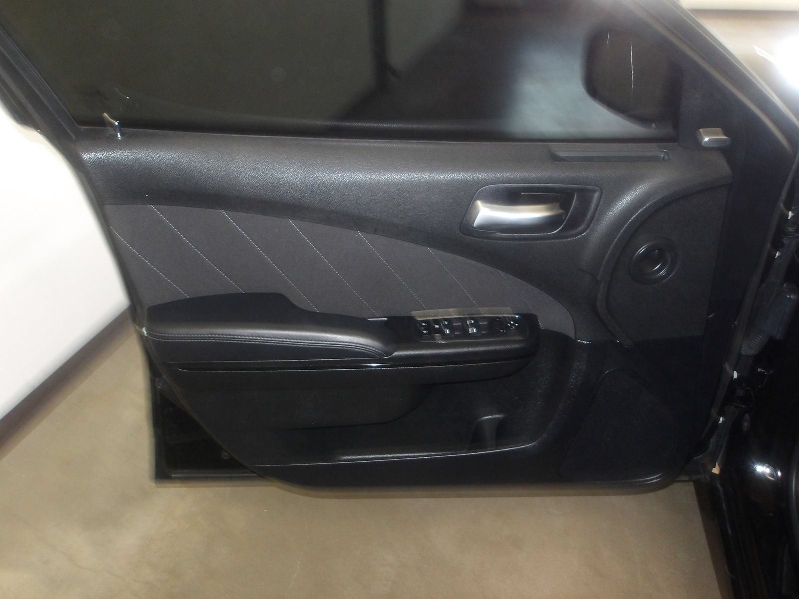 Used 2023 Dodge Charger R/T w/ Blacktop Package RWD image 19
