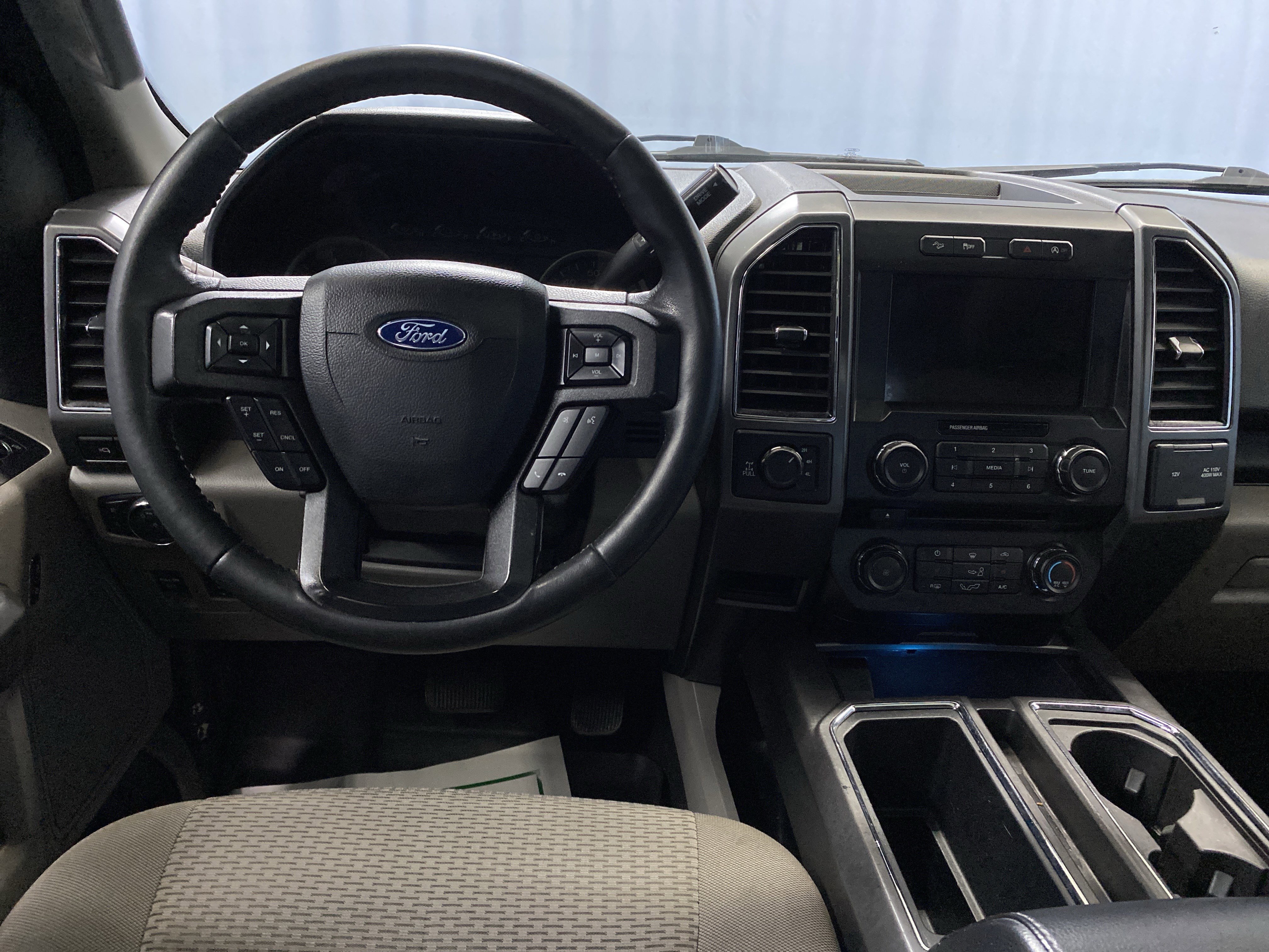 Used 2018 Ford F150 XLT w/ Equipment Group 302A Luxury image 30
