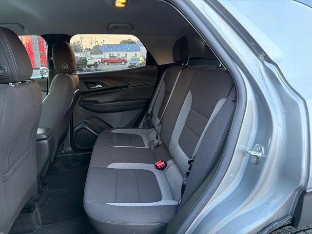 Used 2023 Chevrolet TrailBlazer LT w/ Convenience Package AWD/4WD image 13