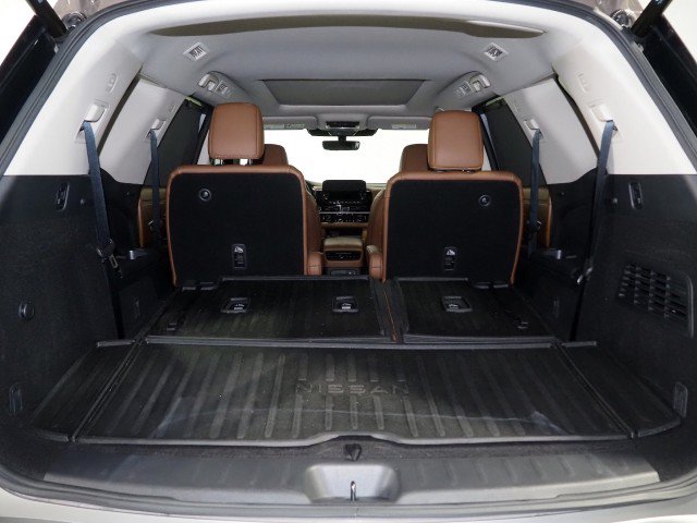 Used 2024 Nissan Pathfinder Platinum FWD image 50