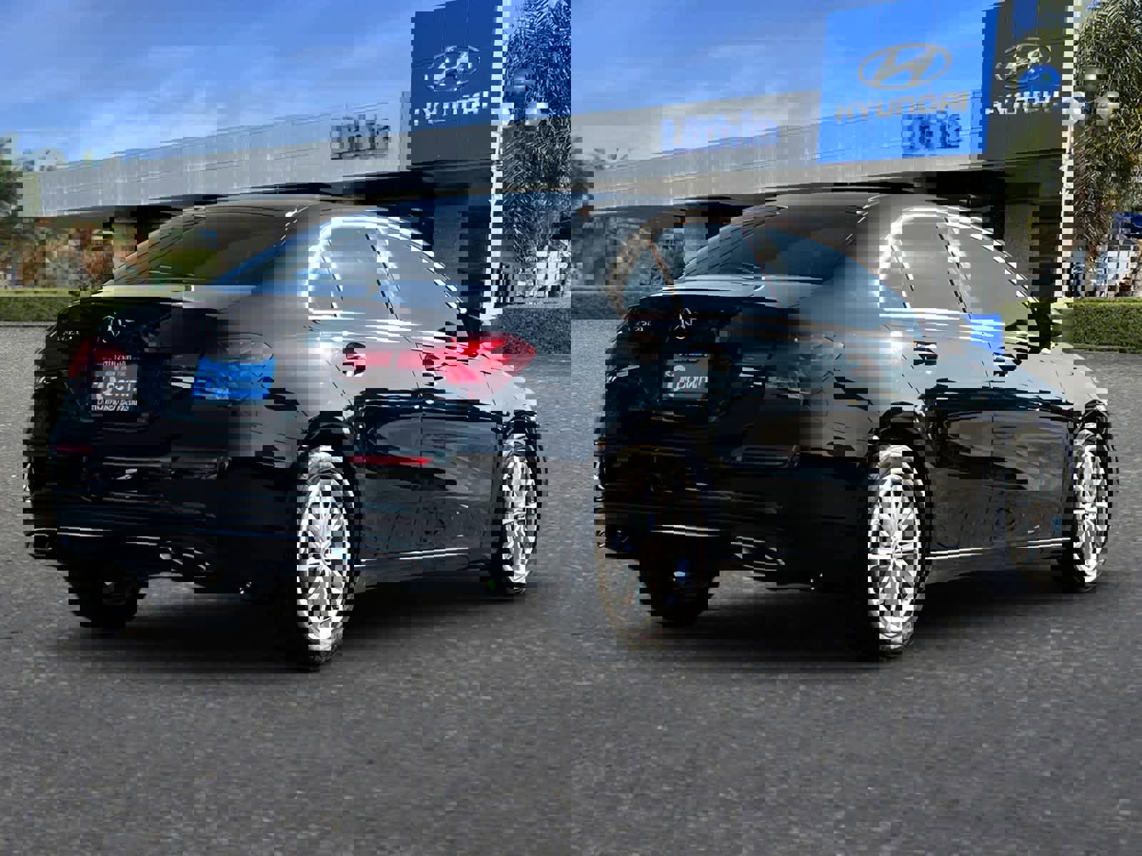 Used 2020 Mercedes-Benz A 220 image 2