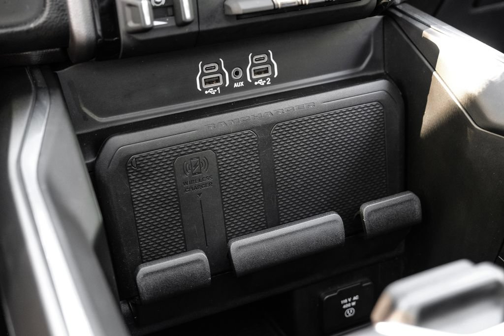 Used 2025 RAM 1500 Laramie w/ Laramie Southwest Edition AWD/4WD image 28