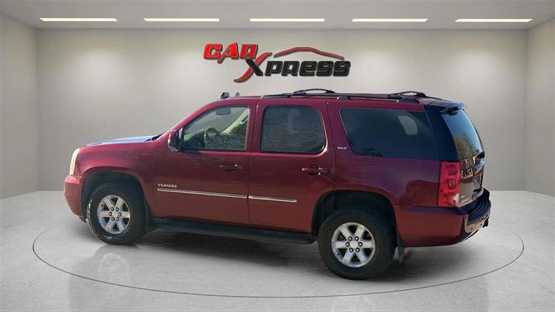 Used 2011 GMC Yukon SLT w/ SLT-2 Equipment Package image 13