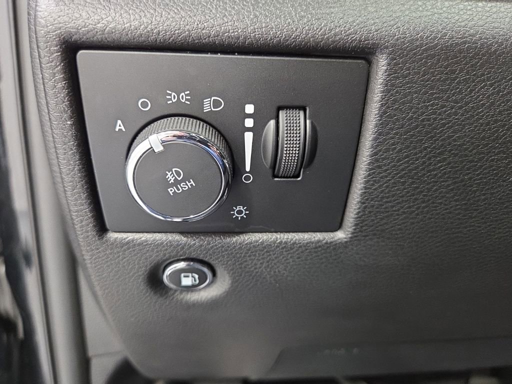 Used 2020 Jeep Grand Cherokee SRT AWD/4WD image 31