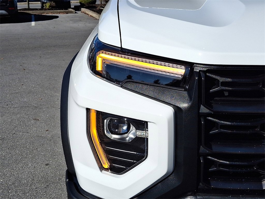 Used 2024 GMC Canyon AT4X w/ AT4X AEV Edition image 12