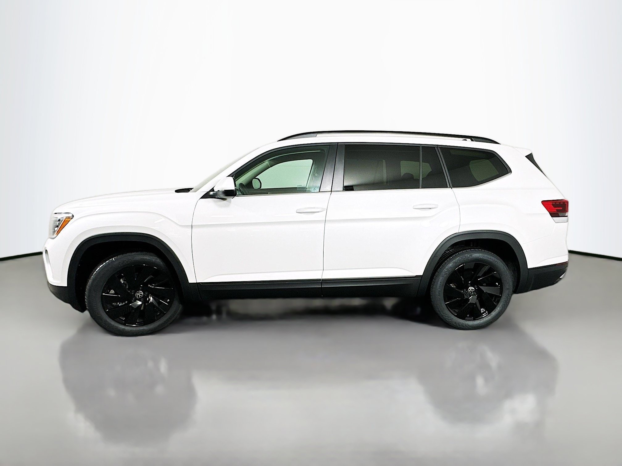 New 2026 Volkswagen Atlas SE AWD/4WD image 4