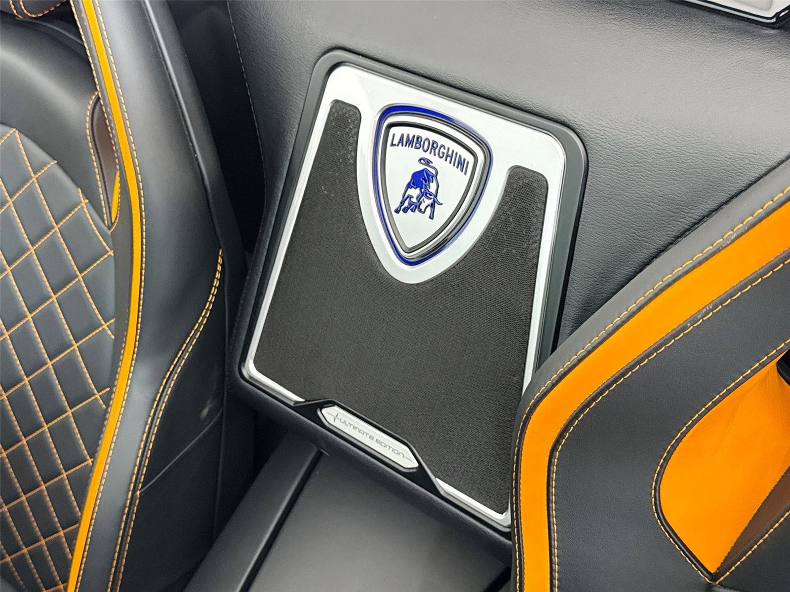 Used 2019 Lamborghini Aventador S AWD/4WD image 24