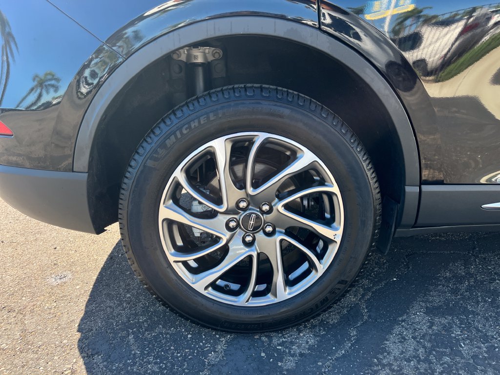 Used 2022 Lincoln Corsair AWD w/ Equipment Group 101A image 31