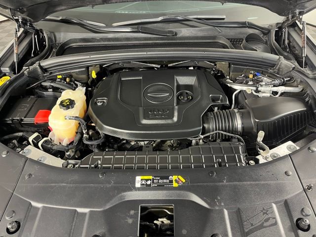 Used 2023 Jeep Grand Cherokee Summit AWD/4WD image 49