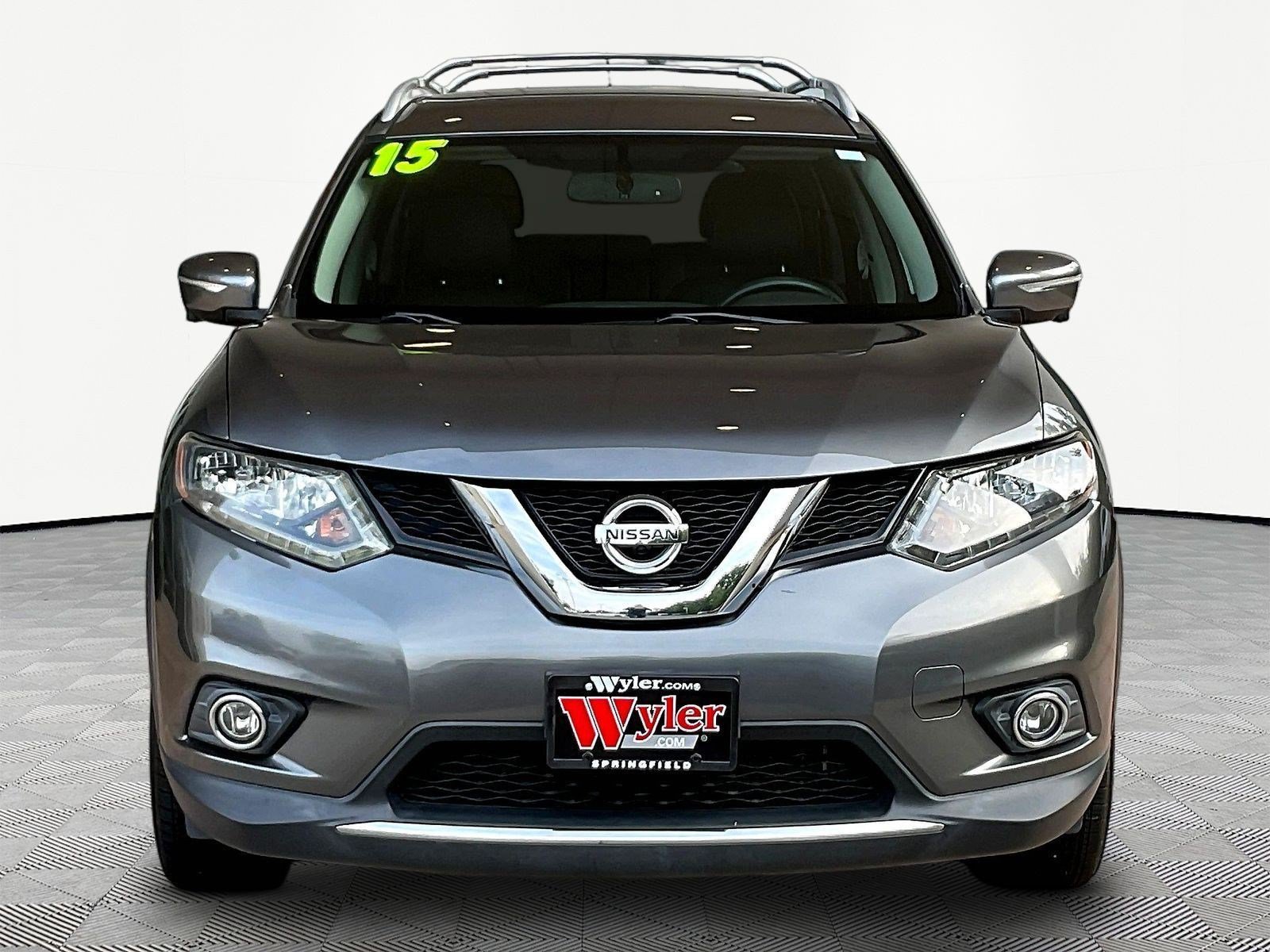 Used 2015 Nissan Rogue SL AWD/4WD image 2
