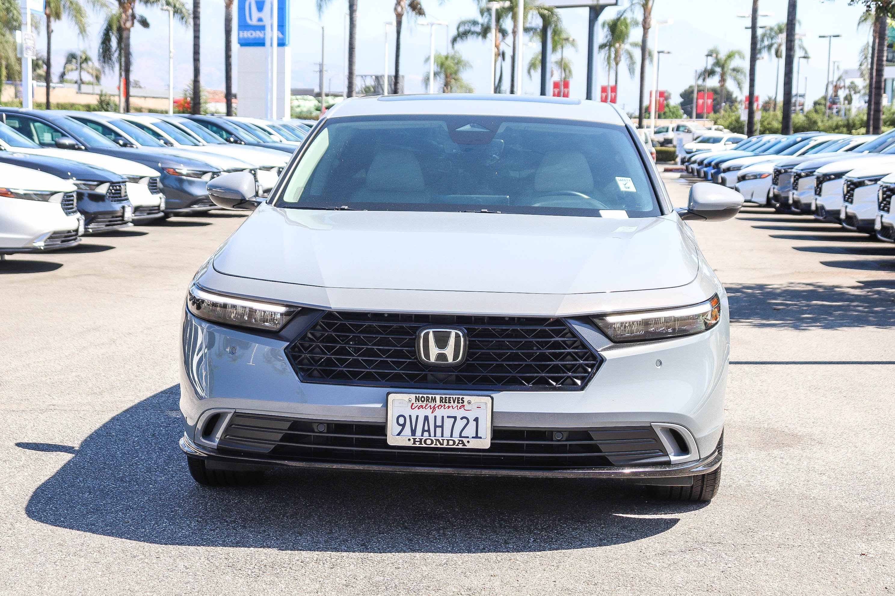 Certified 2025 Honda Accord EX-L image 2