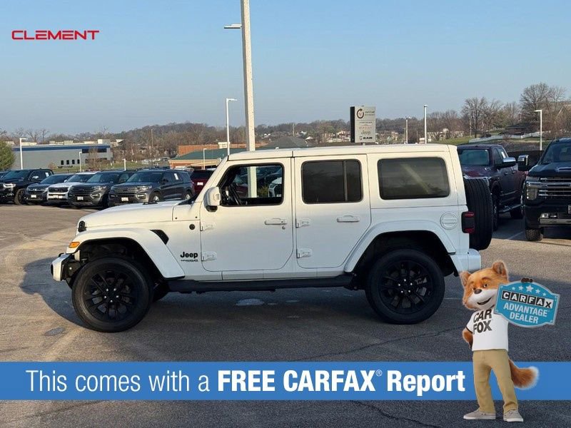 Used 2022 Jeep Wrangler Unlimited Sahara AWD/4WD image 2