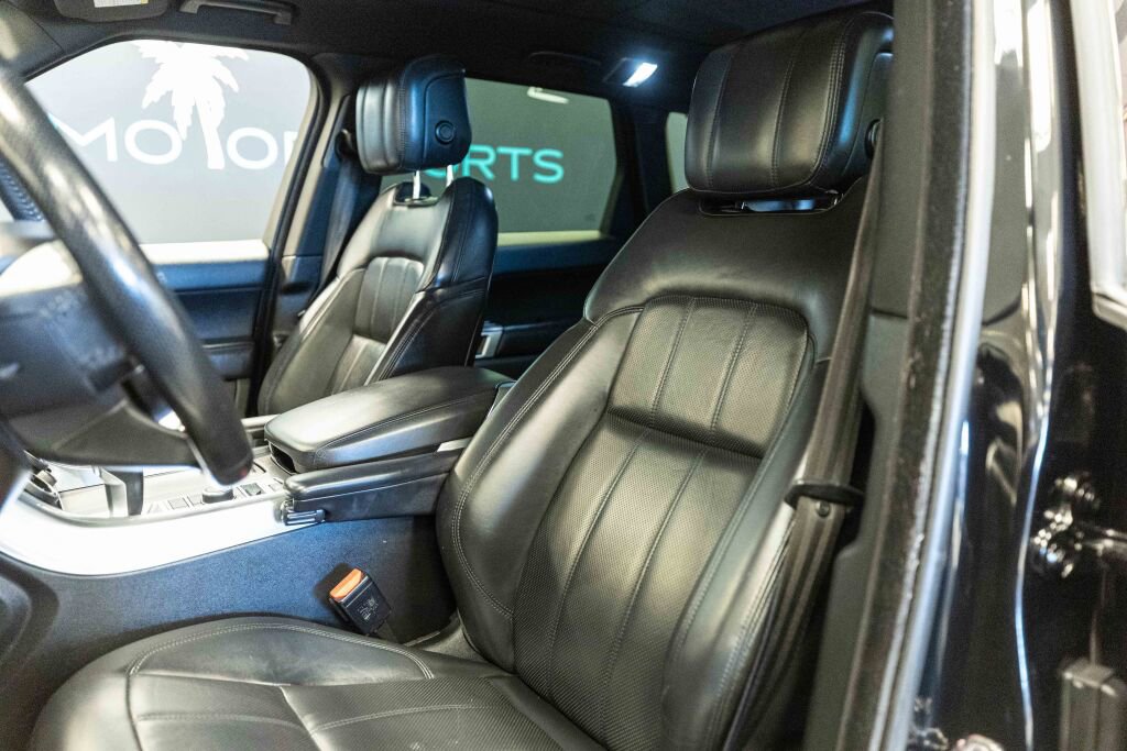 Used 2019 Land Rover Range Rover Sport HSE image 12