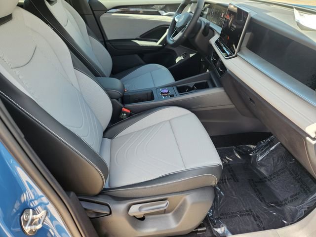 New 2026 Volkswagen Tiguan SE R-Line image 12