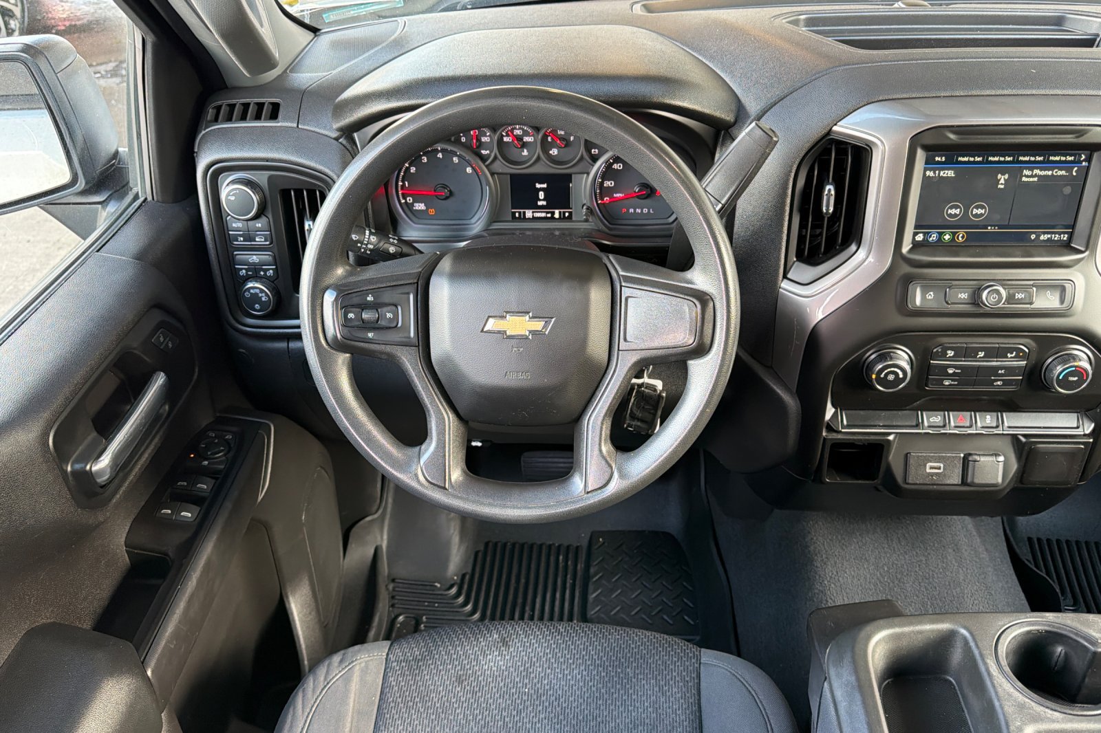 Used 2019 Chevrolet Silverado 1500 Custom w/ Custom Value Package AWD/4WD image 13