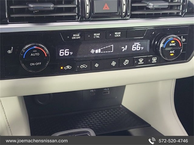 New 2025 Nissan Pathfinder SV image 19