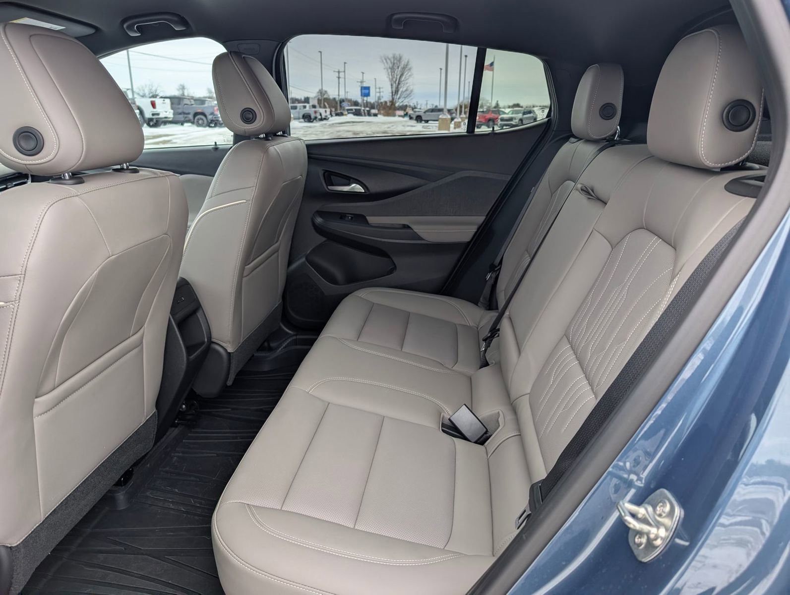 Certified 2025 Buick Envista Avenir image 26