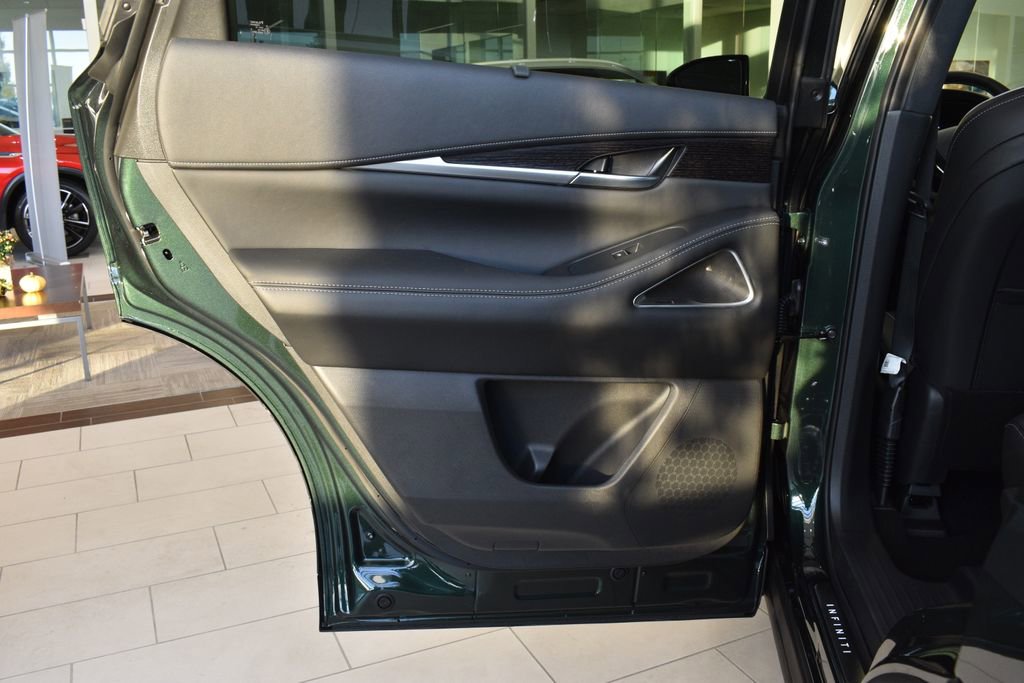 New 2026 INFINITI QX60 Autograph w/ Dark Cargo Package image 28