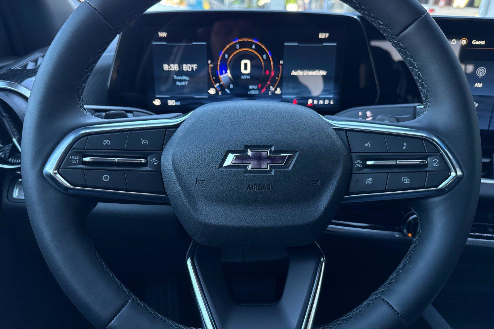 New 2026 Chevrolet Equinox LT w/ Midnight Edition FWD image 30