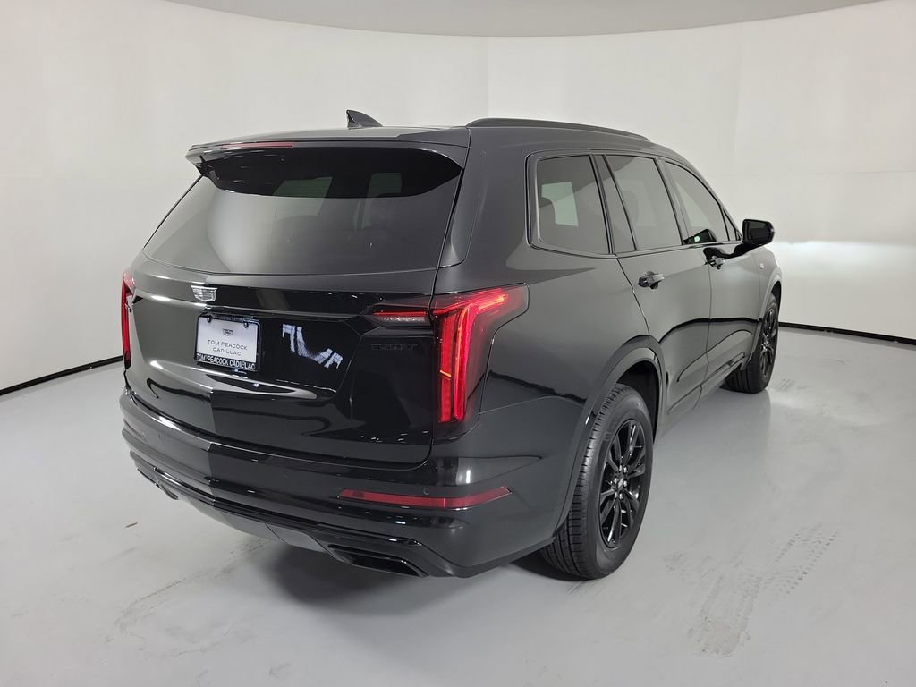 Used 2023 Cadillac XT6 Luxury FWD image 4