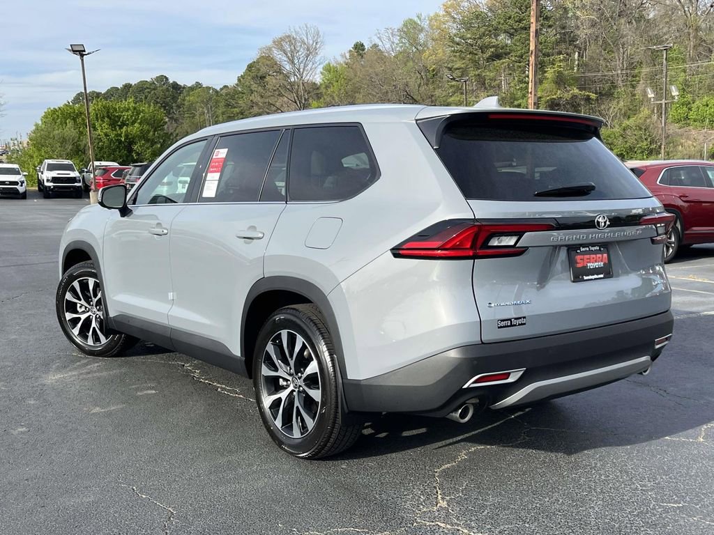 New 2026 Toyota Grand Highlander AWD Hybrid image 4